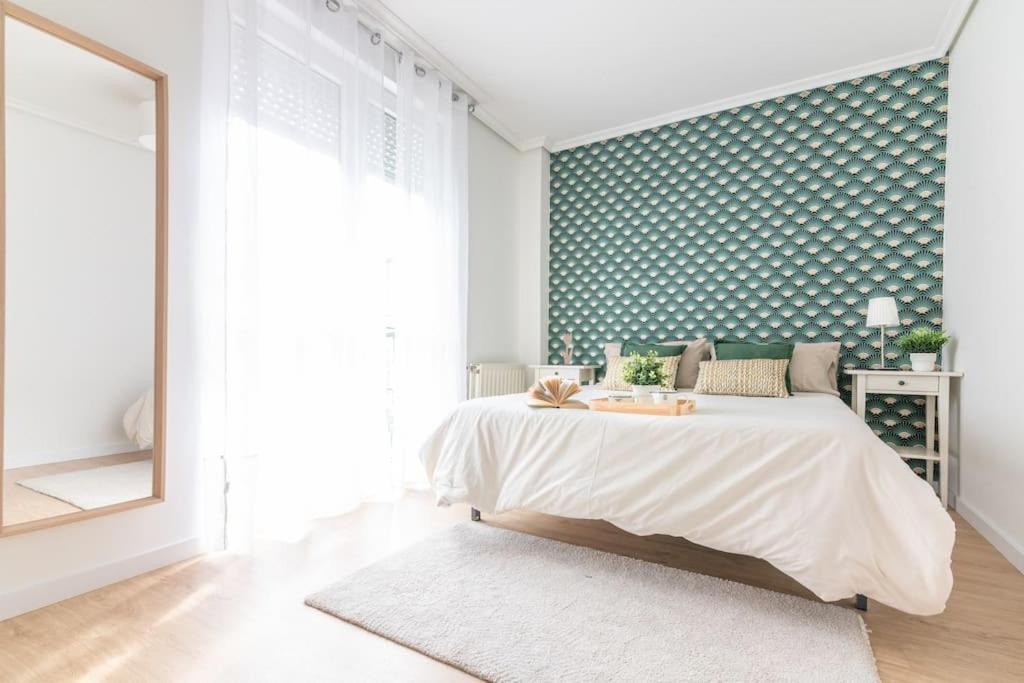 Centrico Y Comodo Apartamento Con Parking Privado Santander Extérieur photo